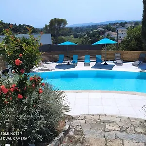  Appartement Villas-piscine Les Mimosas